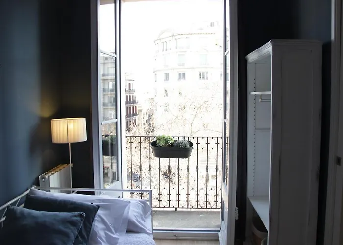 Mr. Serrano Apartmán